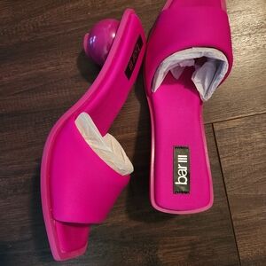 Bar III Women's Fuchsia Mules